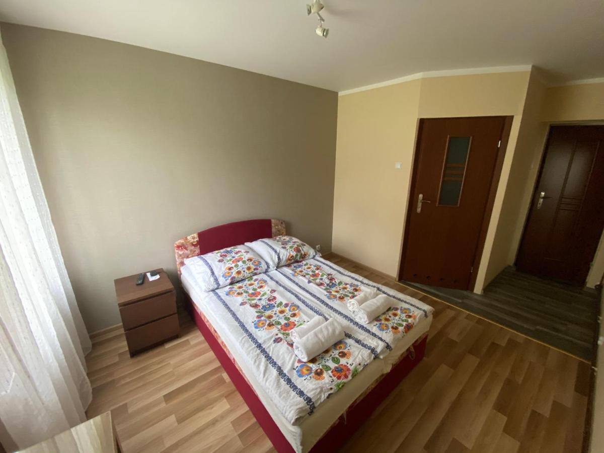 Pokoje Goscinne City Oświęcim Εξωτερικό φωτογραφία