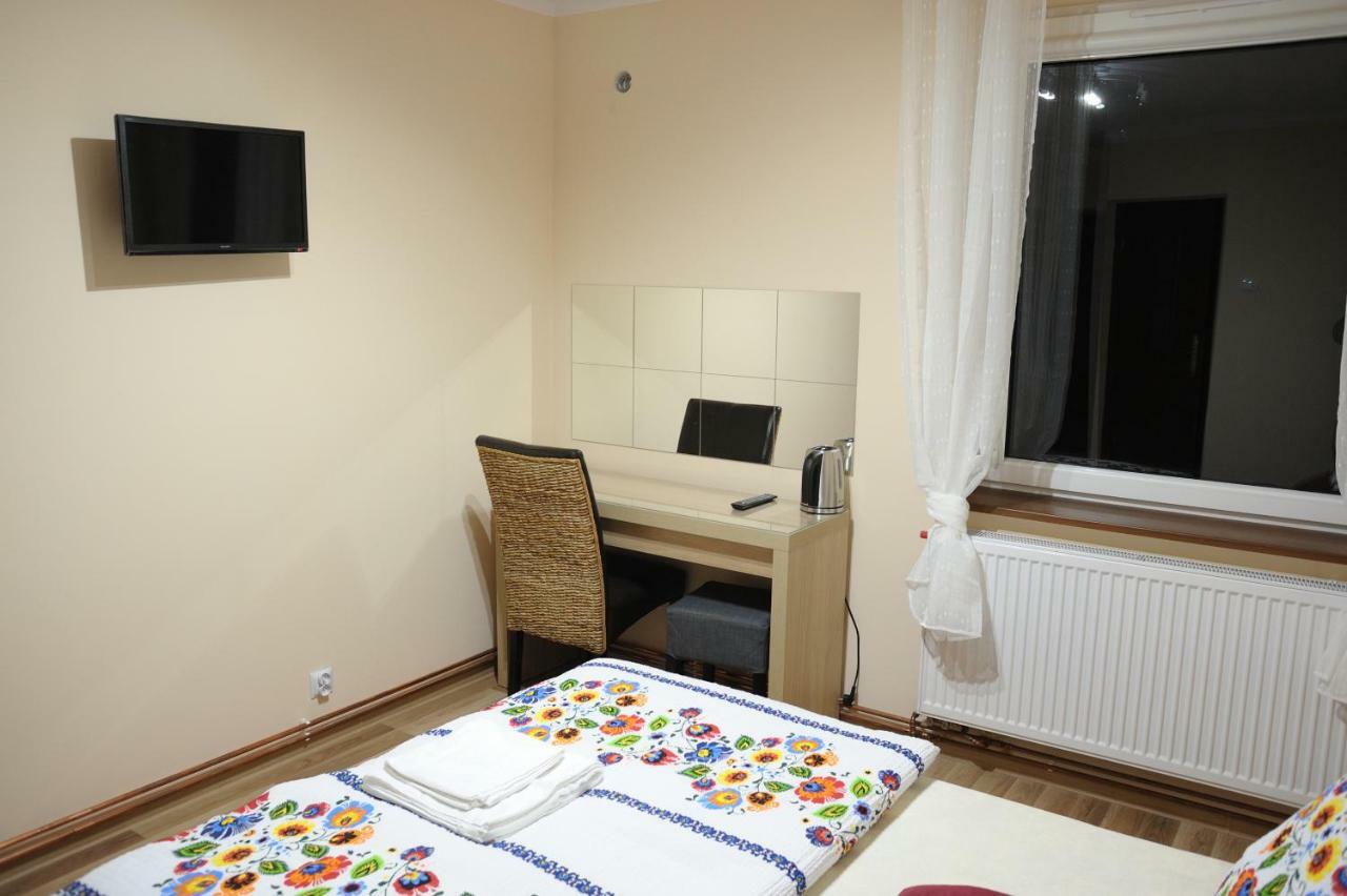 Pokoje Goscinne City Oświęcim Εξωτερικό φωτογραφία